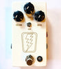 JHS Superbolt v2 Pearl & Gold in JHS Superbolt v2 Pearl & Gold
